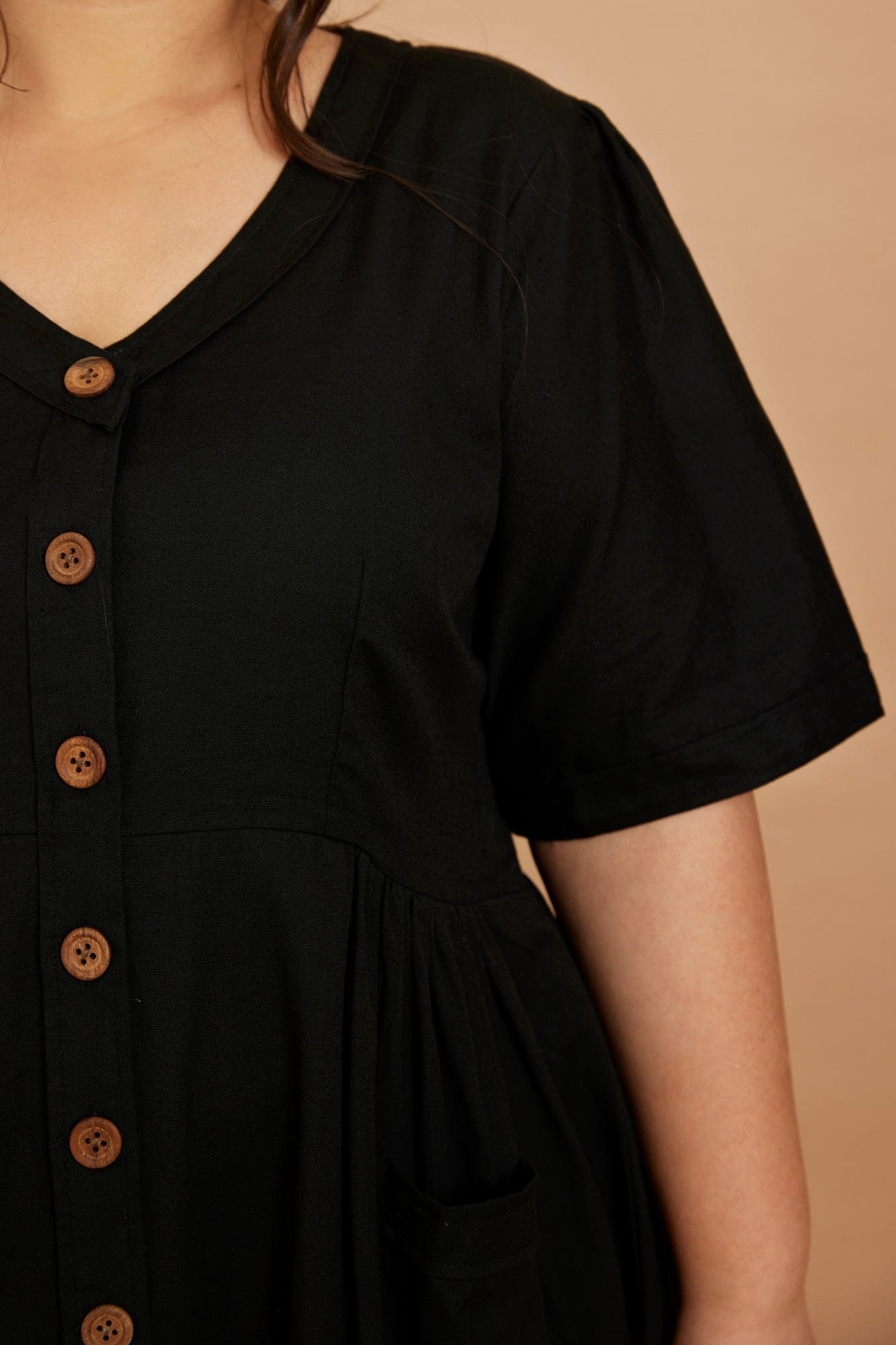Baumwoll-Leinen-Kleid in Schwarz