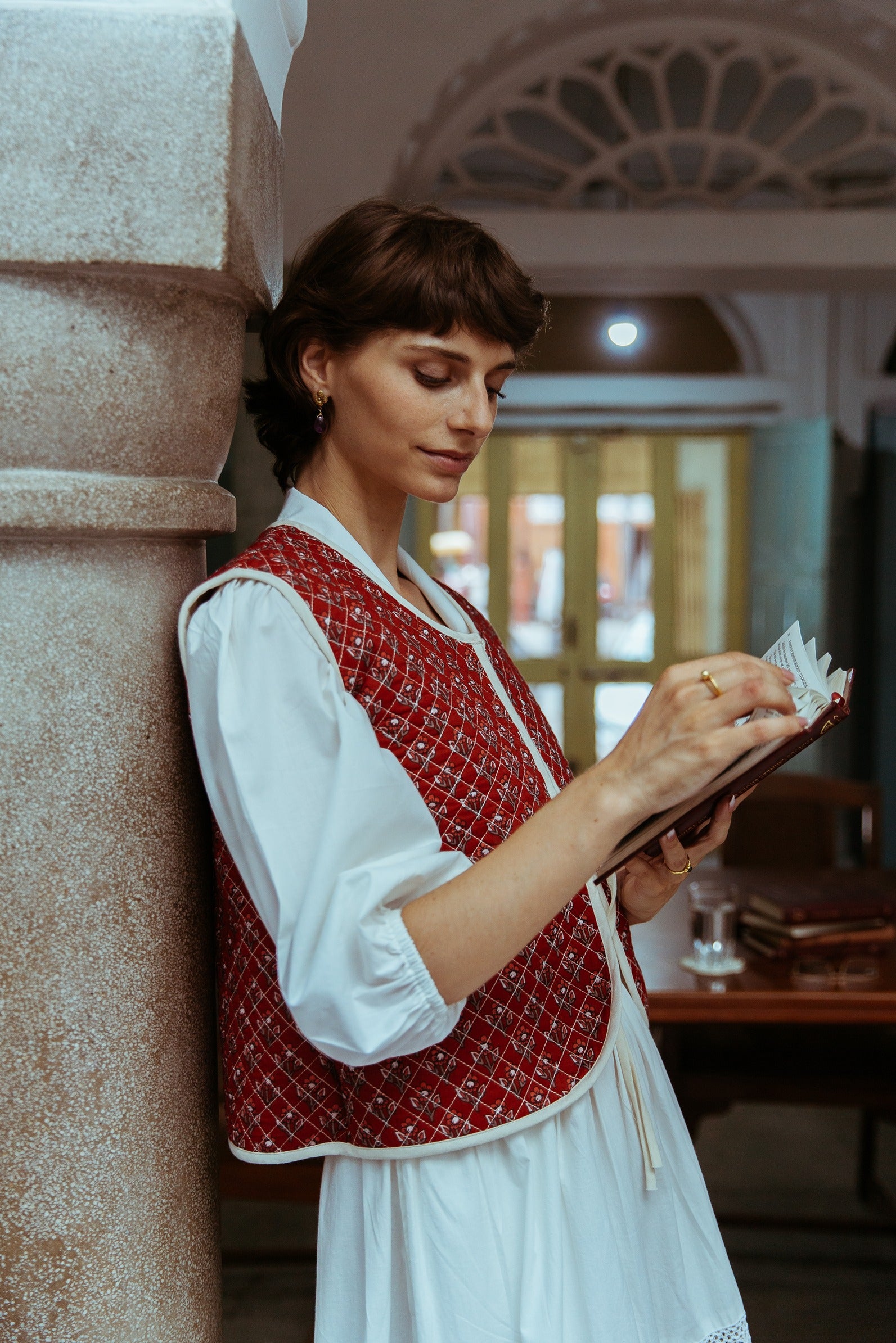 Block-Printed Vest in Red Daisy